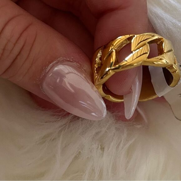 Gold chain ring - Picture 5 of 6